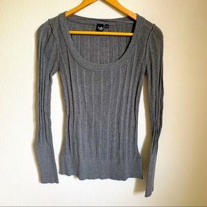 Y2K Grey Knit Sweater